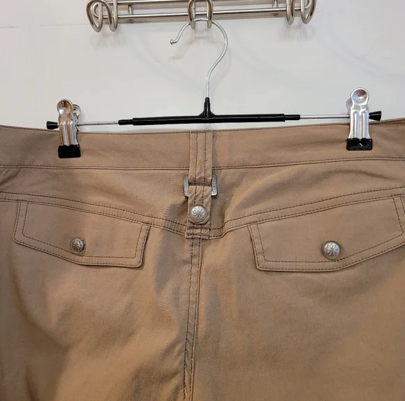ATHLETA Dipper Tan Cargo Pants Bootcut SZ 12P - Picture 5 of 10